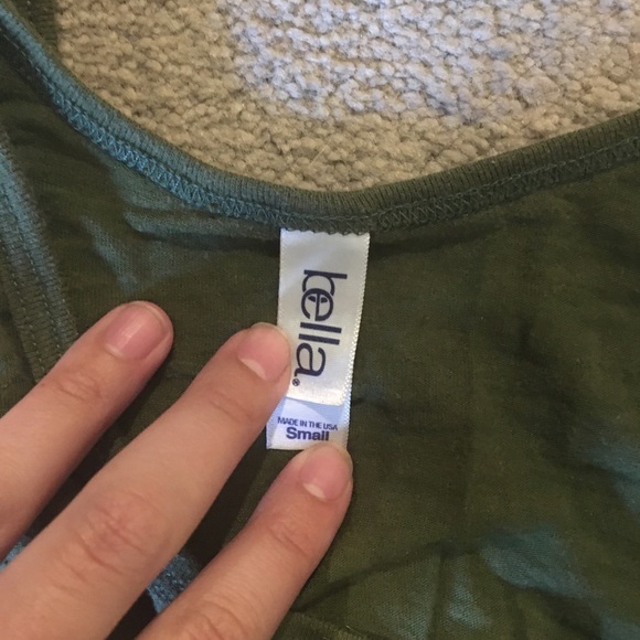 Work Out Tank - Picture 3 of 3